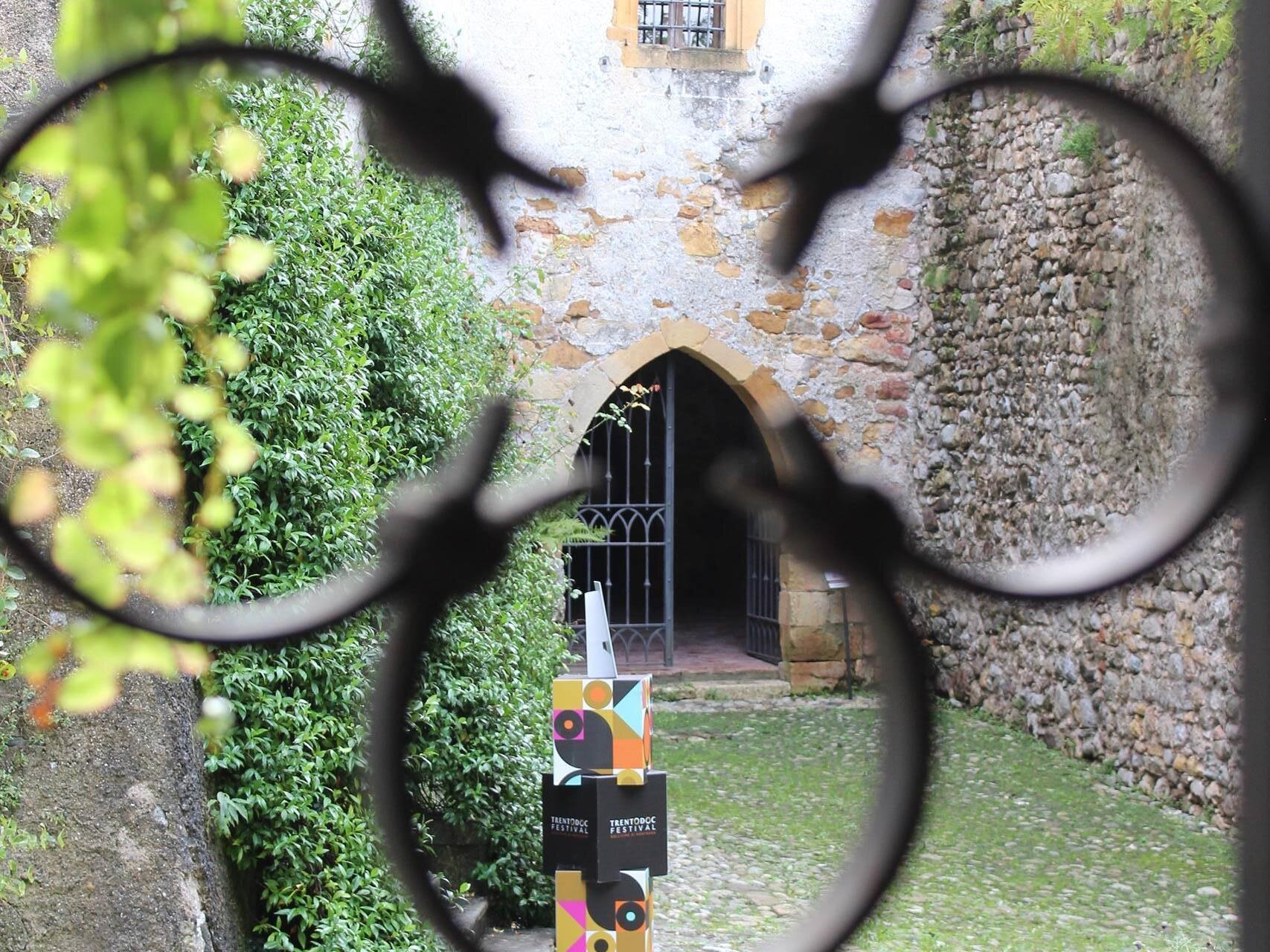 Tasting at the Castle - S