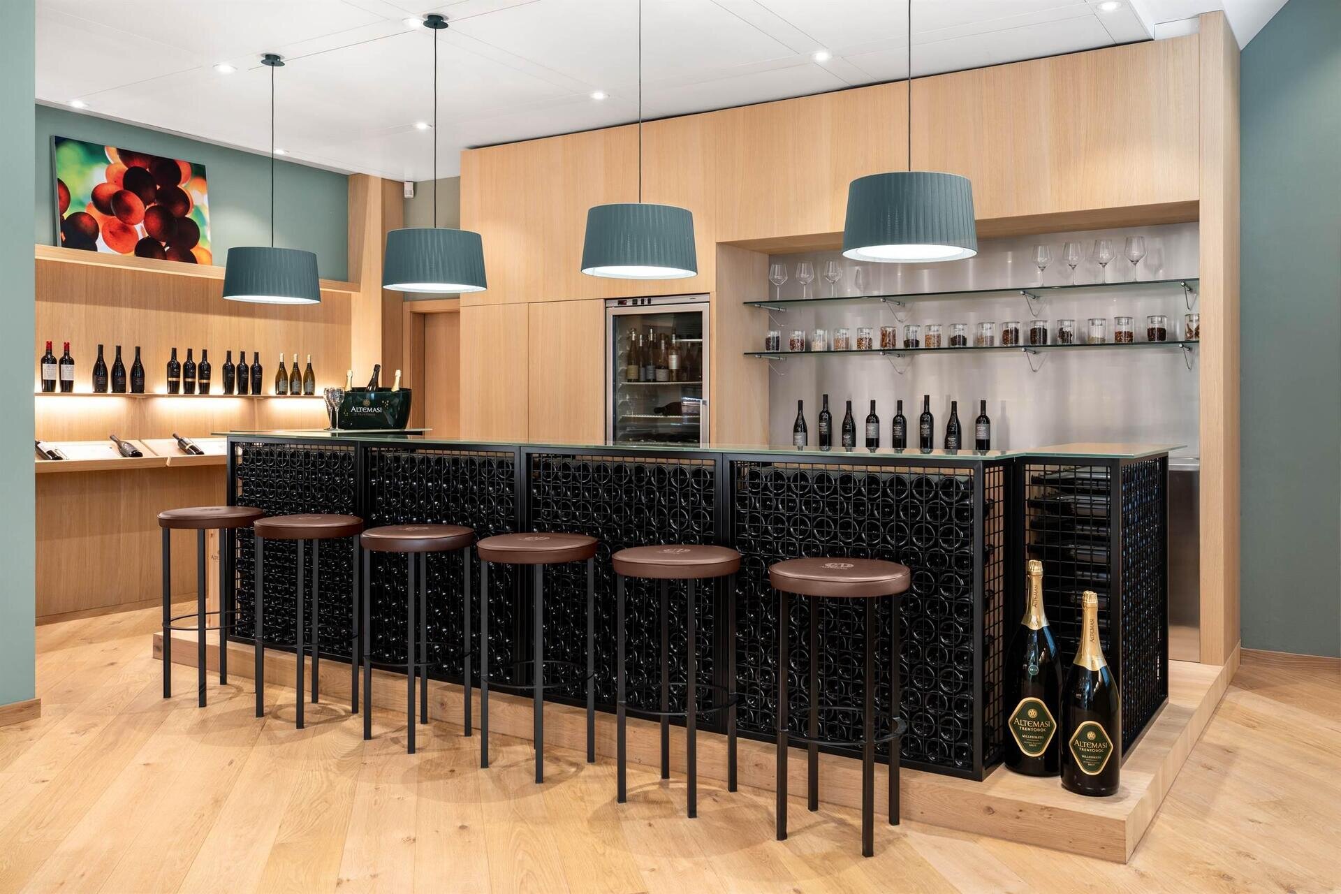 Cavit Wine Shop - The Taste of the Region in Three Glasses