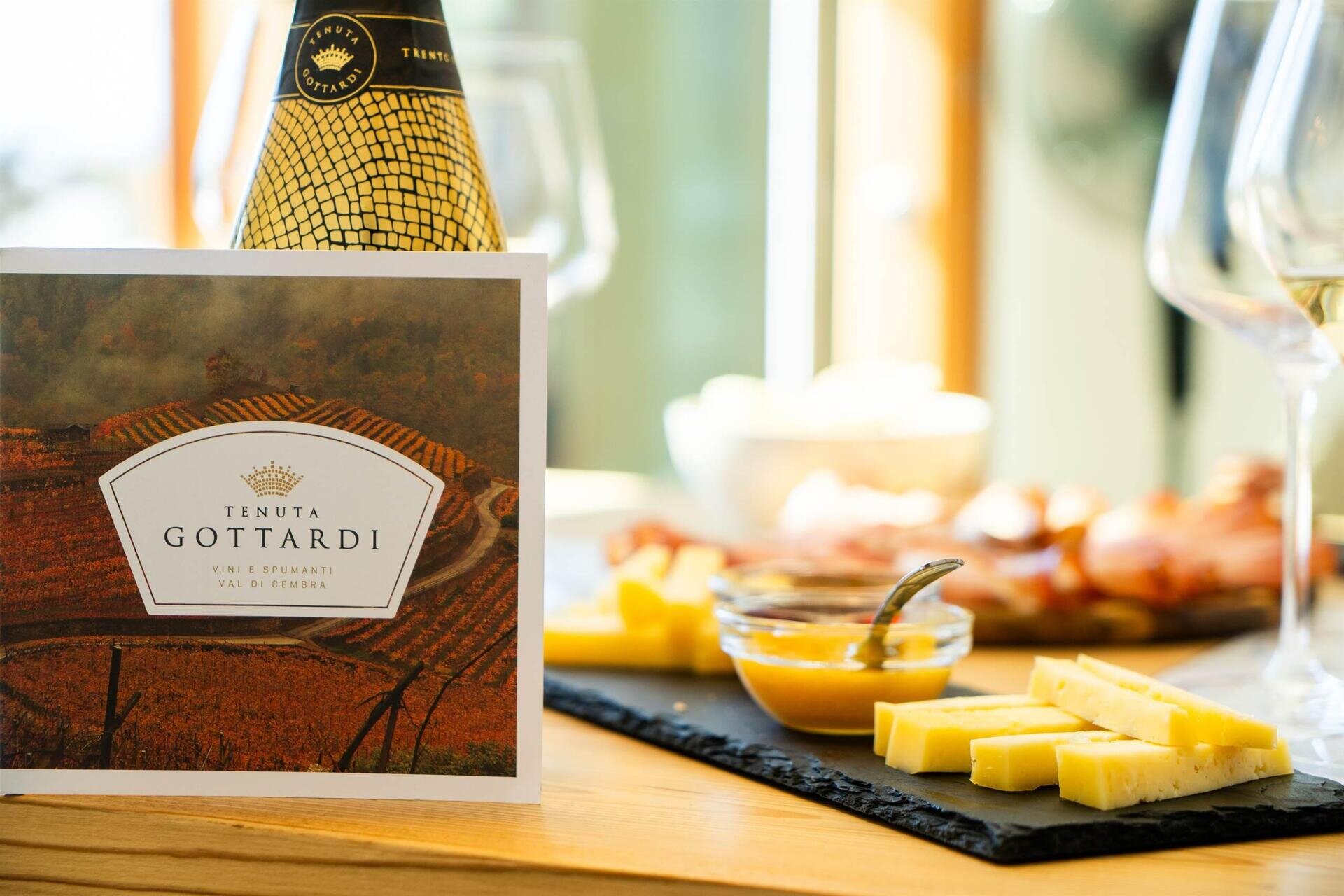Tenuta Gottardi - Passeggiata in vigneto e degustazione: i 3 vini essenziali