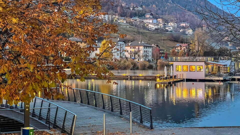Content Dam Org 7 Images Full Rights Natura Laghi Balneabili E Spiagge Laghi Balneabili Lago Di Serraia Ph Alberto Moser Autunnale