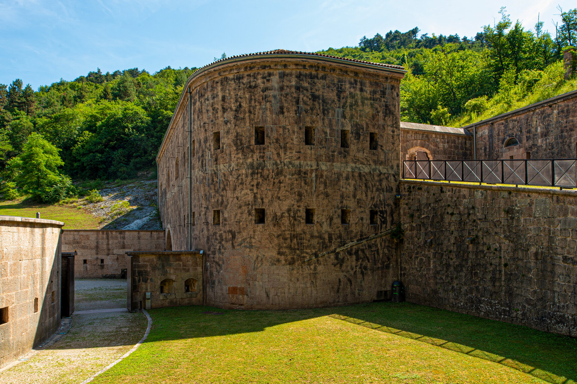 Content Dam Org 0 Images Full Rights Miste La Fortezza Di Trento C Foto Daniele Mosna 4573