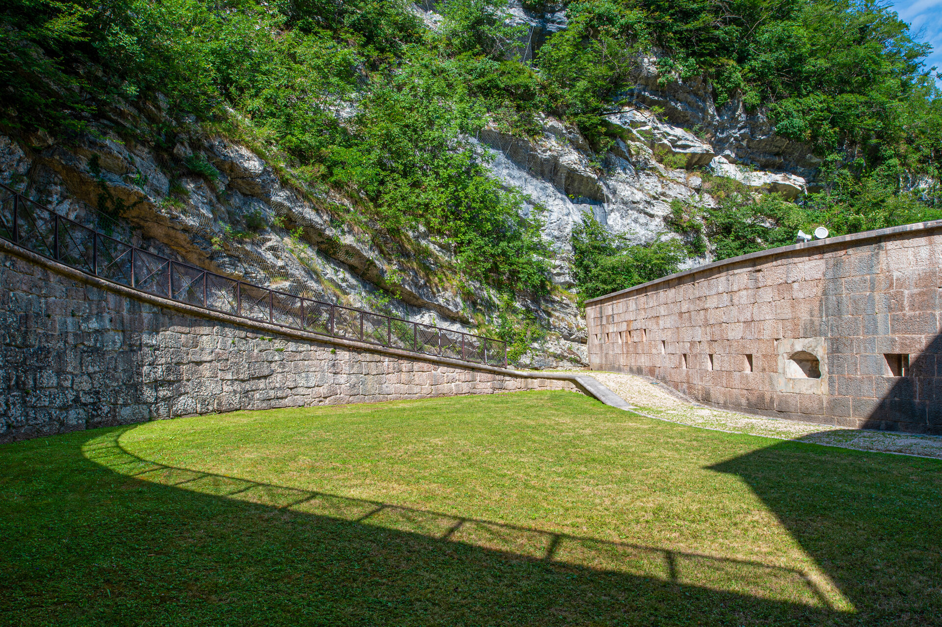 Content Dam Org 0 Images Full Rights Miste La Fortezza Di Trento C Foto Daniele Mosna 4484