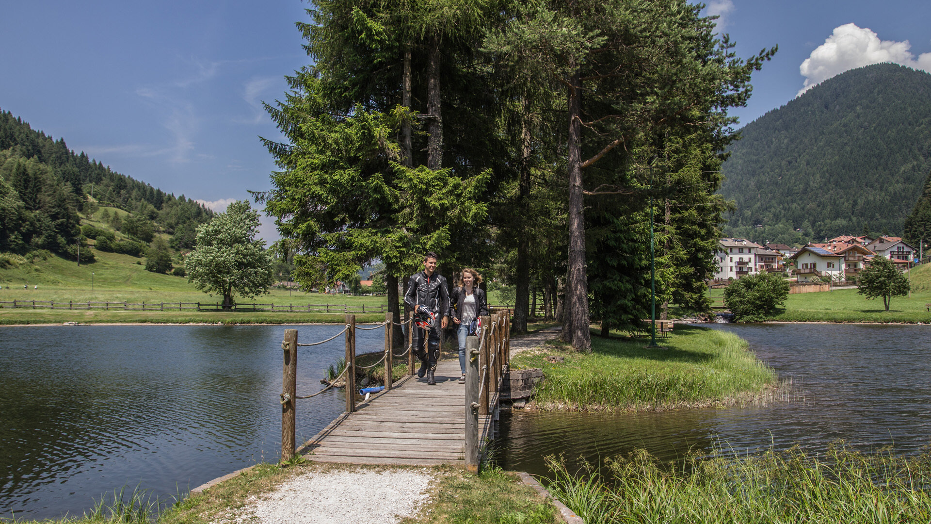 Content Dam Org 7 Images Full Rights Natura Laghi Balneabili E Spiagge Laghi Balneabili Lago Delle Buse Primavera Apt Pine Cembra Fototeca Ass Trentino In Moto A Monticelli