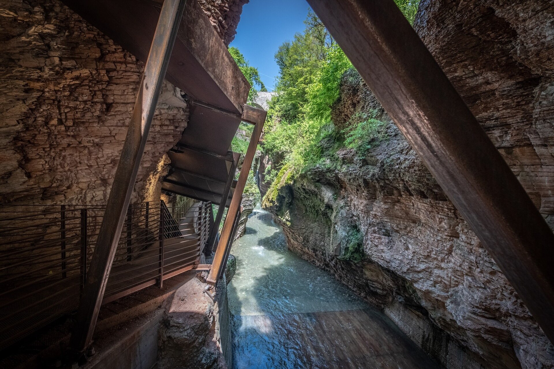Orrido di Ponte Alto – Schlucht und Höhlen