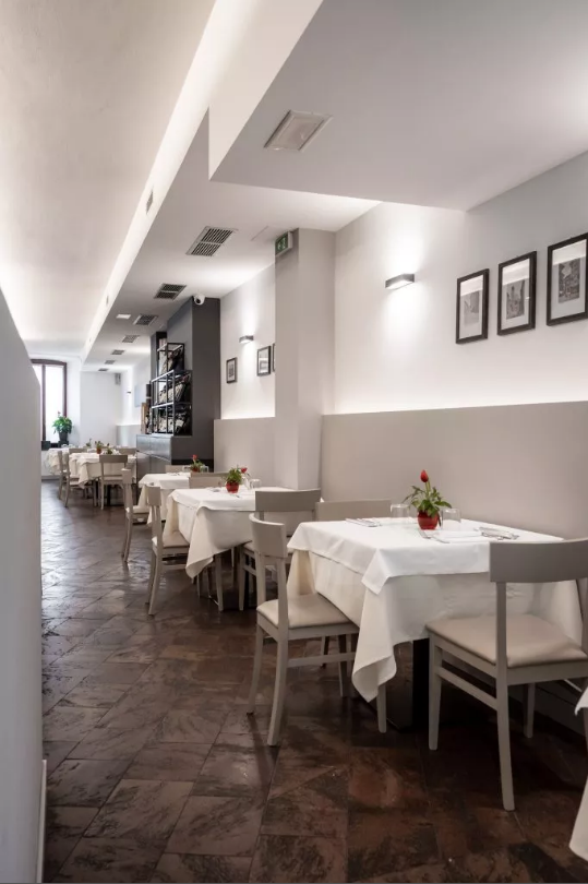 Content Dam Org 7 Images Full Rights Gusto Ristoranti Anfiteatro Anfiteatro Cover24