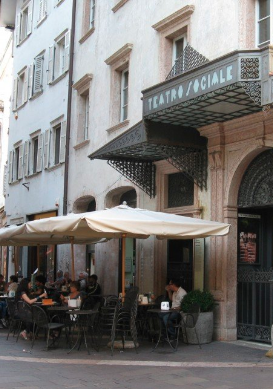 Bar Konditorei Teatro Sociale