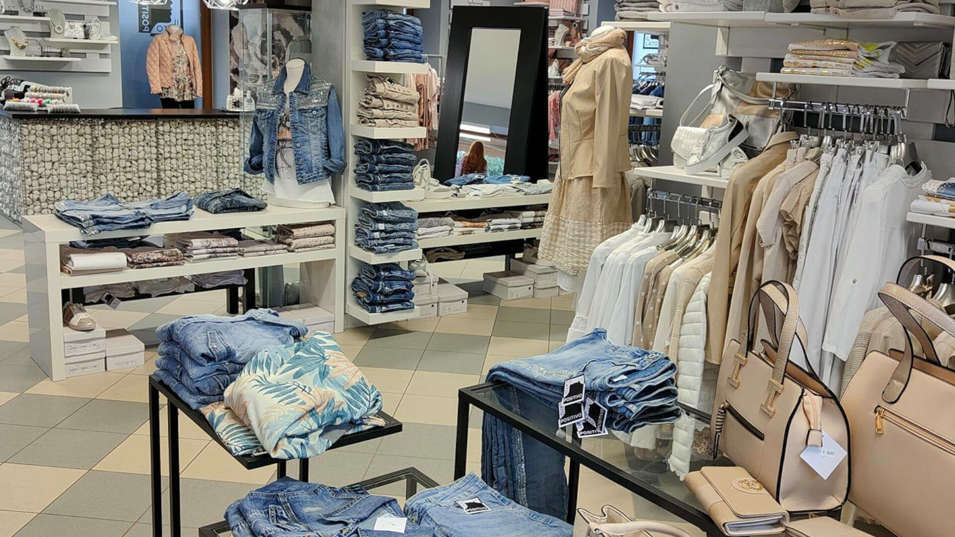 Content Dam Org 7 Images Full Rights Shopping Botteghe E Negozi Botteghe E Negozi Pine Lato Positivo 3