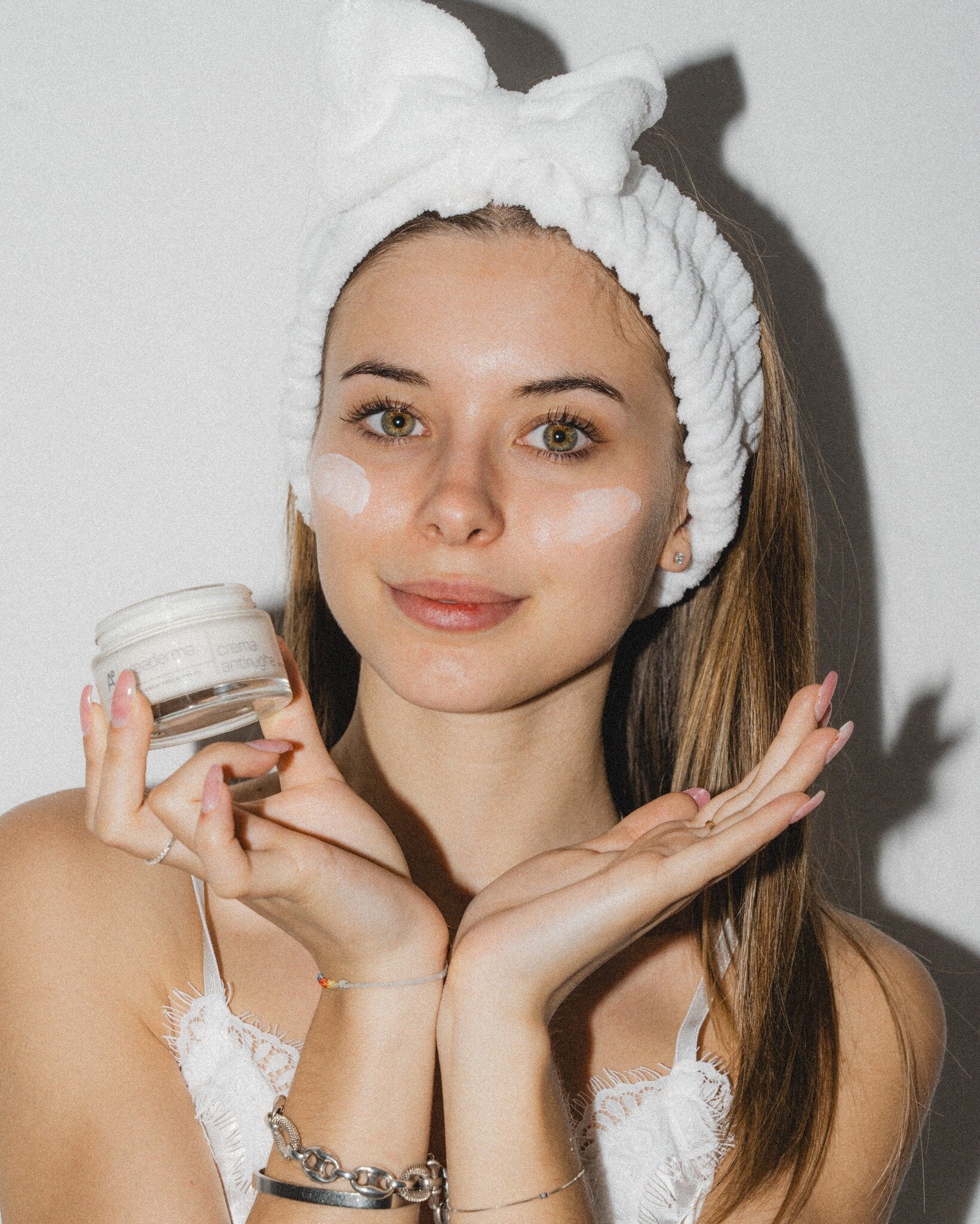 Content Dam Org 7 Images Full Rights Shopping Botteghe E Negozi Botteghe E Negozi Pine Areaderma Prodotti Areaderama 2