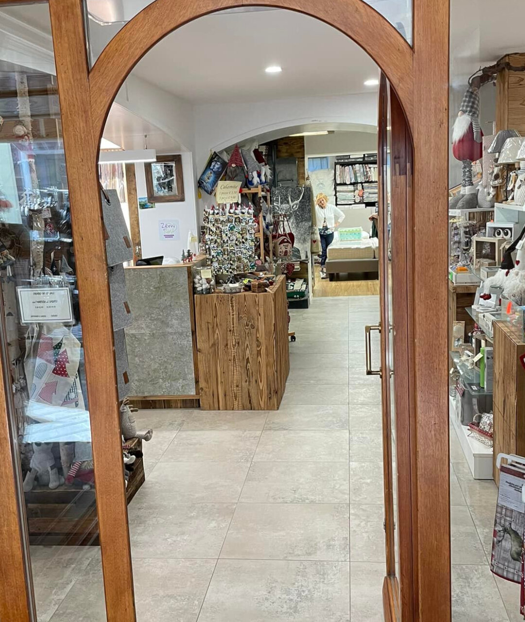 Arredo casa Oss Emer Tendaggi