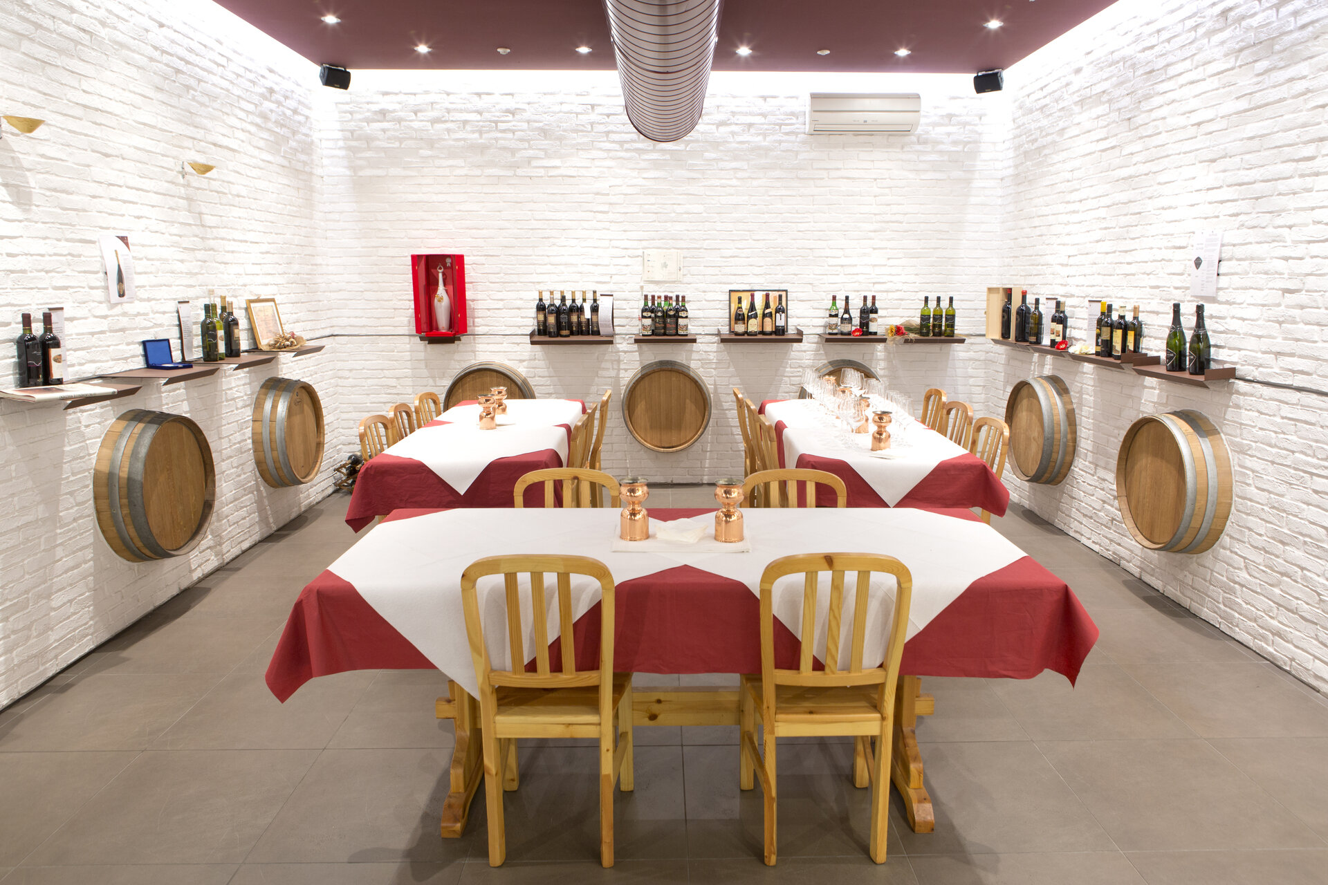 Content Dam Org 0 Images Full Rights Miste Sala Degustazione