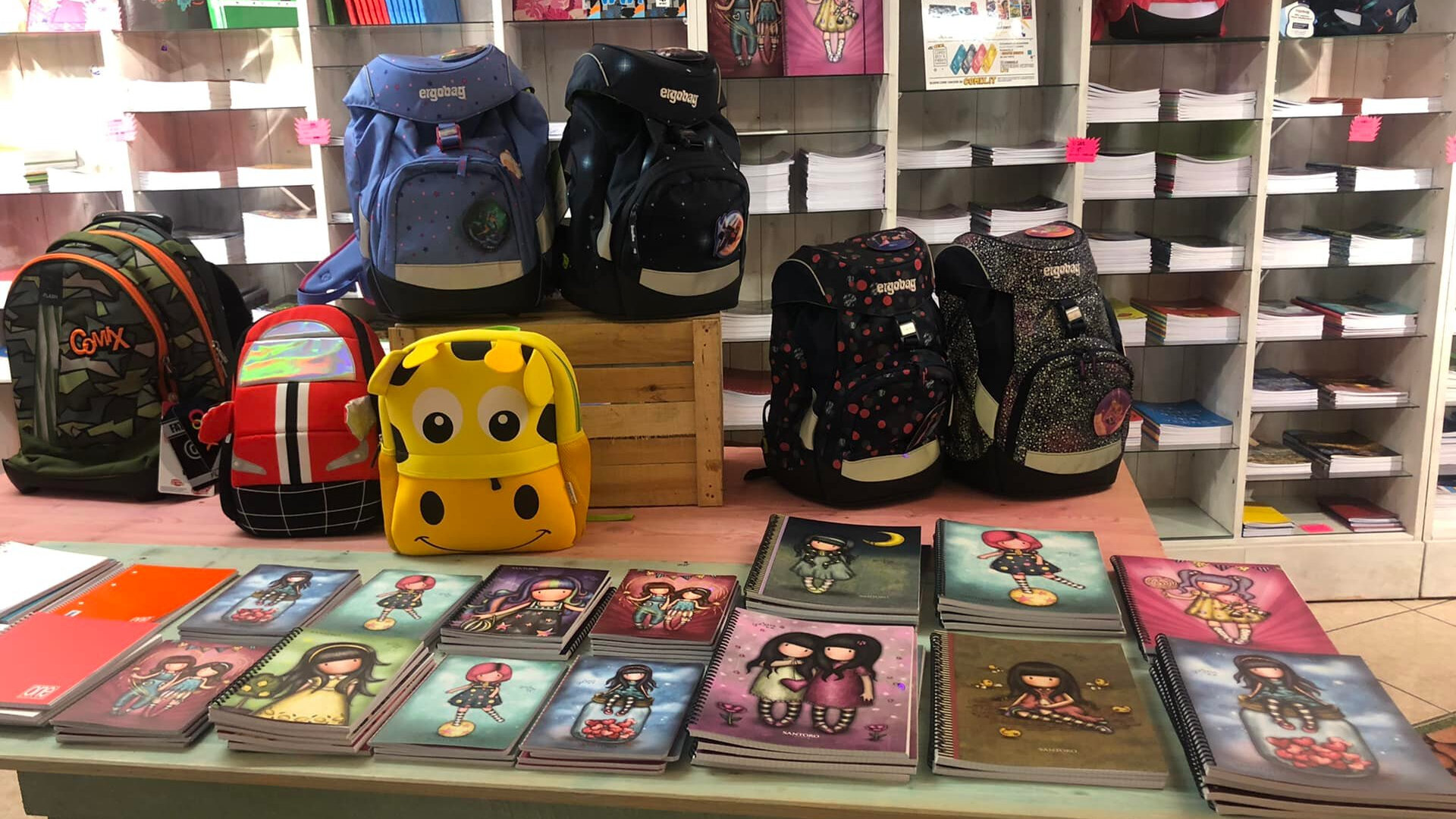 Content Dam Org 7 Images Full Rights Shopping Botteghe E Negozi Botteghe E Negozi Pine Cartoleria Deva 2