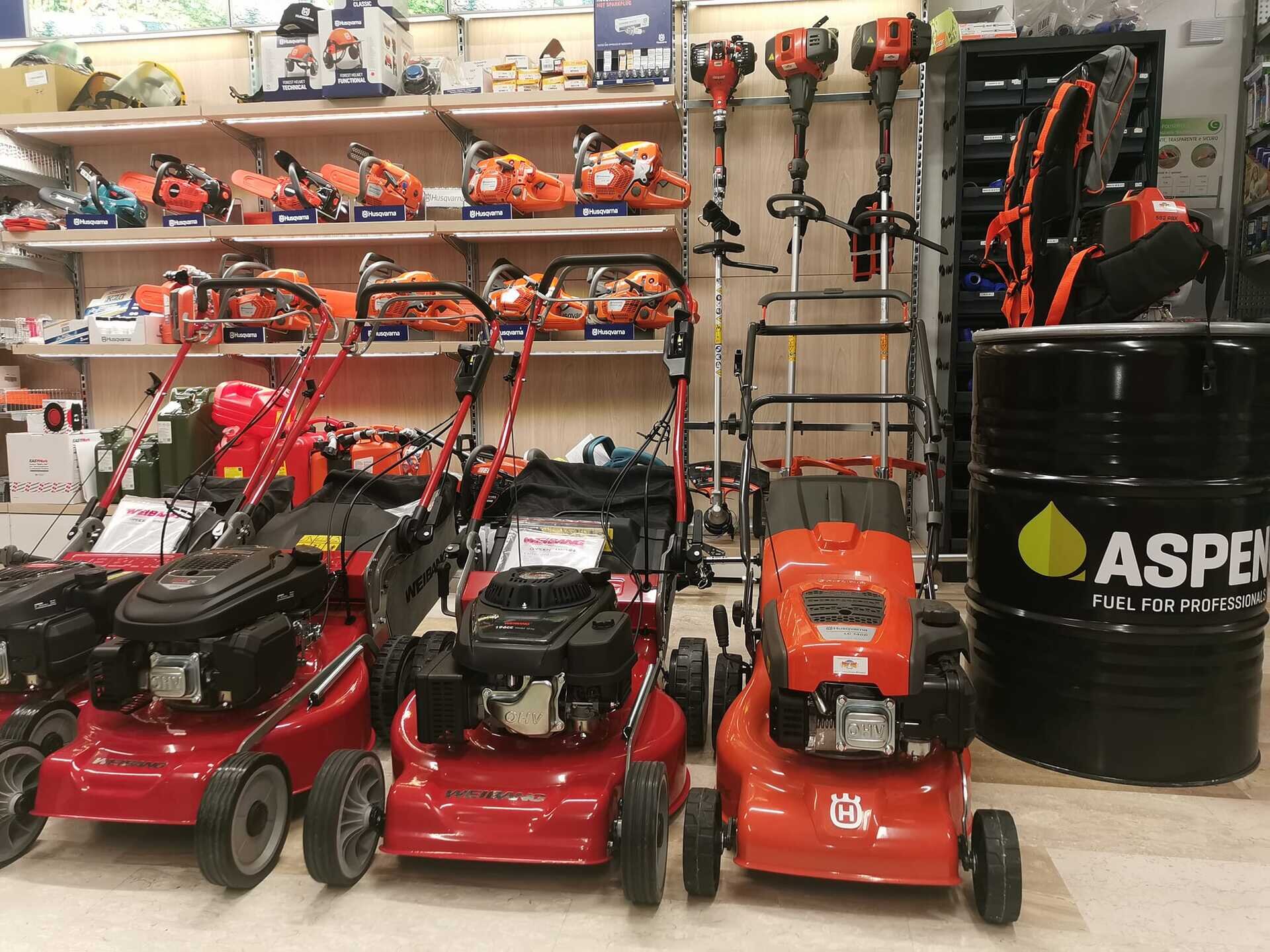 Content Dam Org 7 Images Full Rights Shopping Botteghe E Negozi Botteghe E Negozi Pine Ferramenta Pine Gas Ph Ferramenta Pine Gas