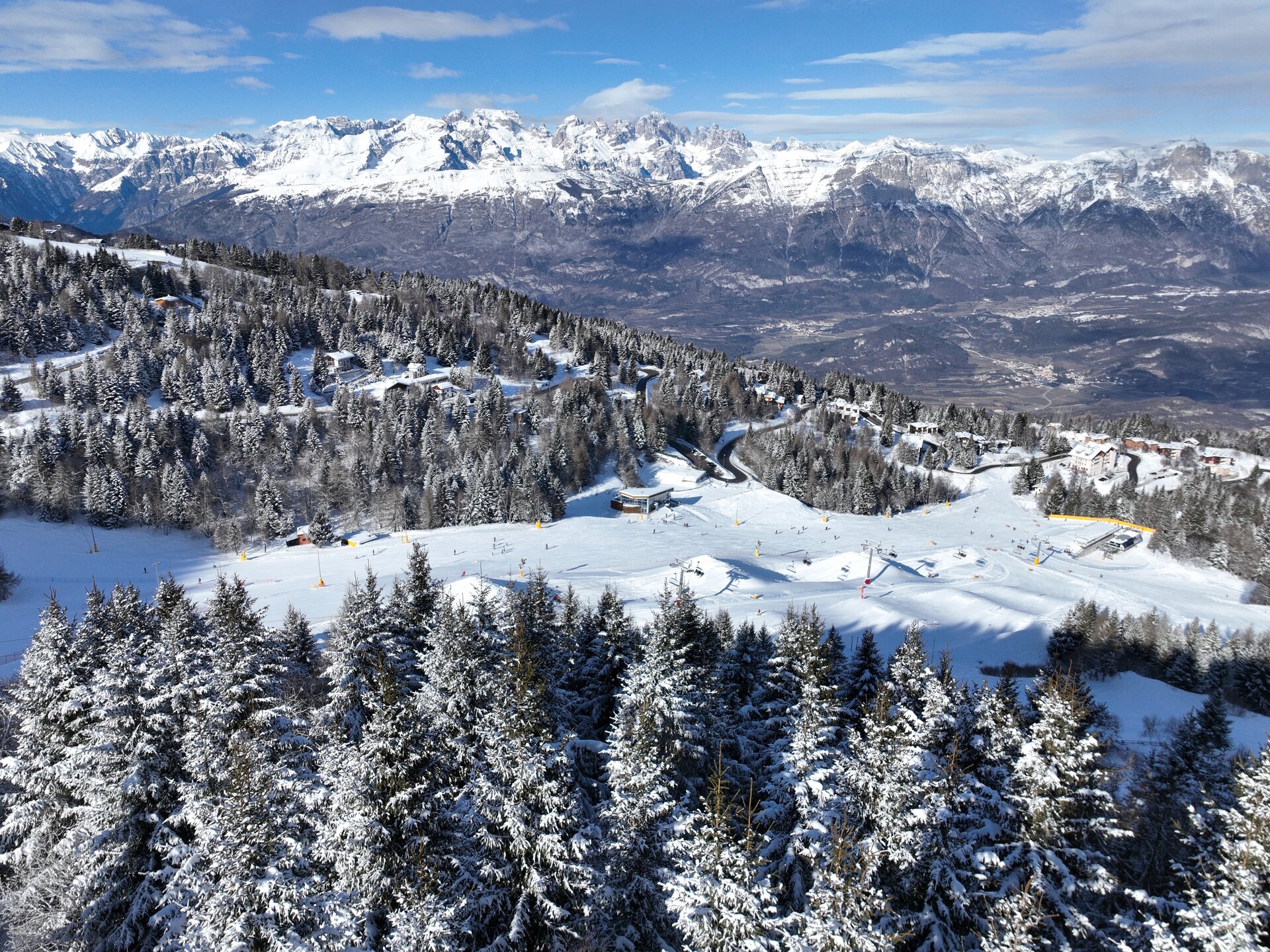 Content Dam Org 7 Images Full Rights Outdoor Sulla Neve Ski Area Skiarea Monte Bondone Drone Skiarea 6