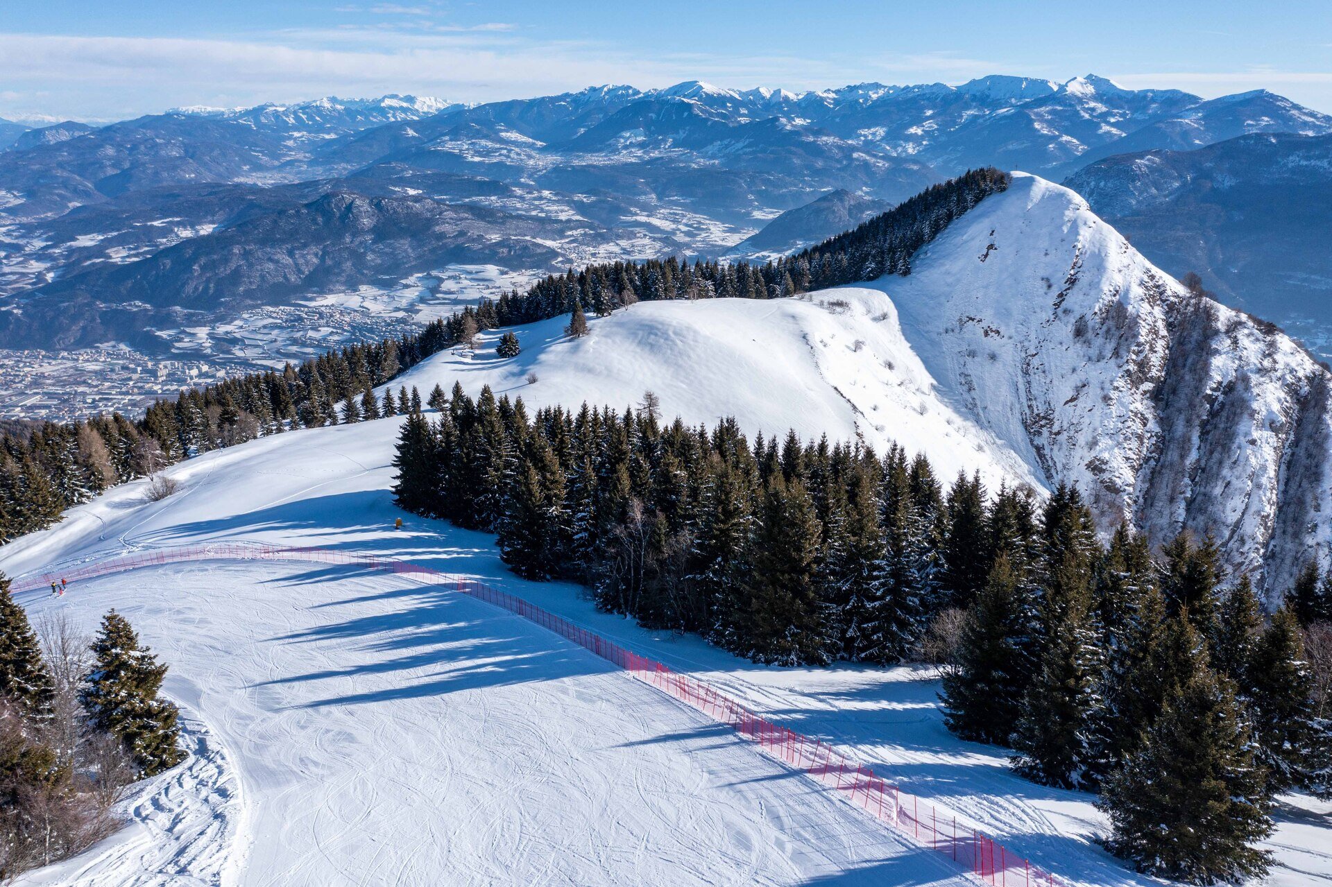 Content Dam Org 7 Images Full Rights Outdoor Sulla Neve Ski Area Skiarea Monte Bondone Drone Skiarea 1