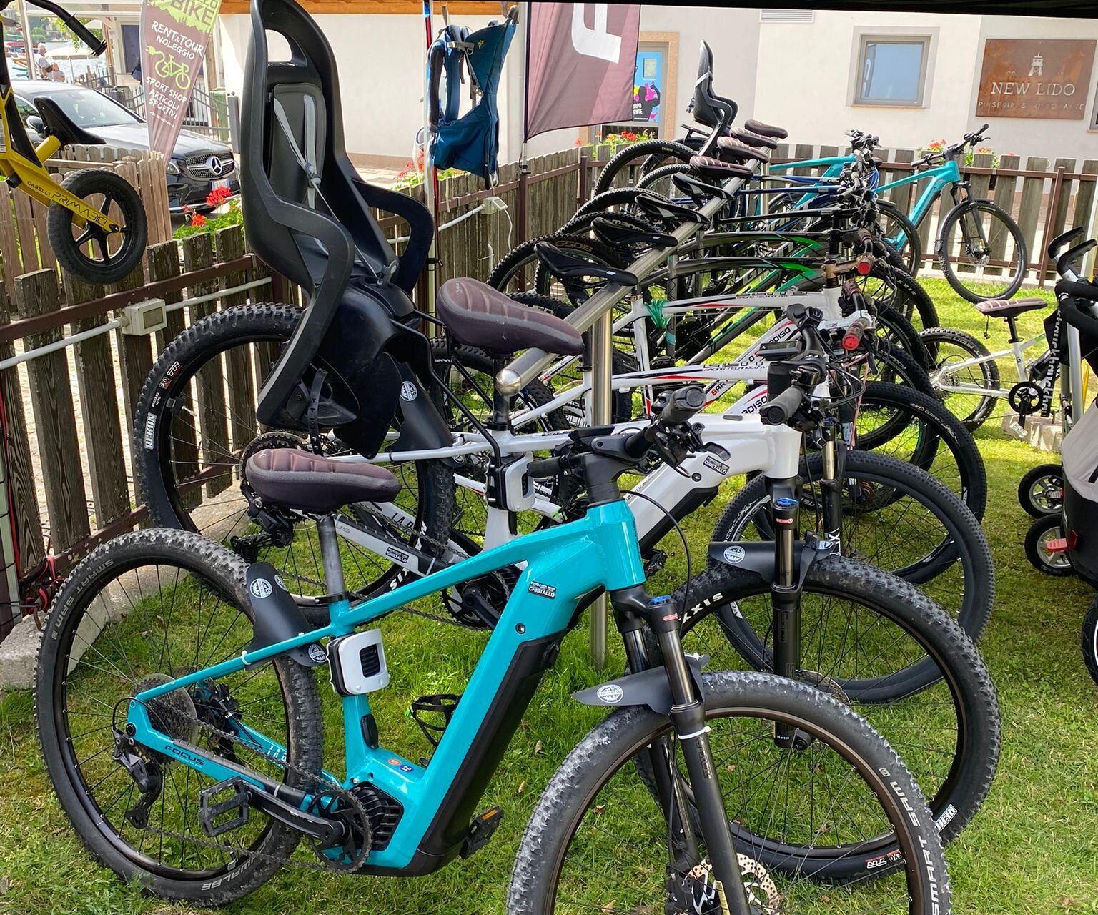 Noleggio E-bike Cristallo