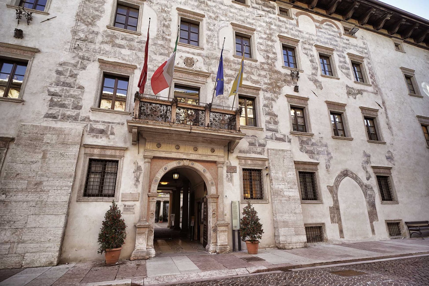 Content Dam Org 7 Images Full Rights Cultura Trento Palazzo Thun R Magrone Palazzo Thun