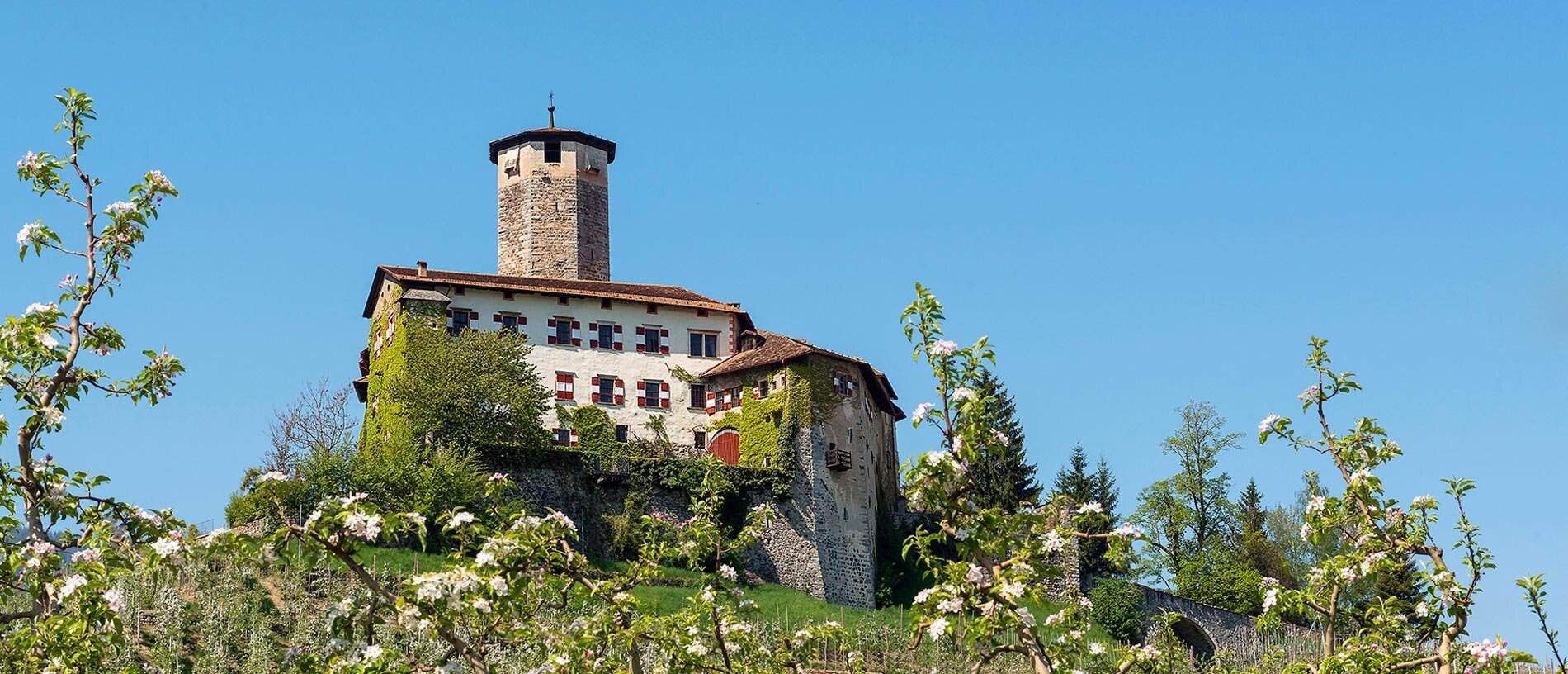 02 Slideshow Castel Valer