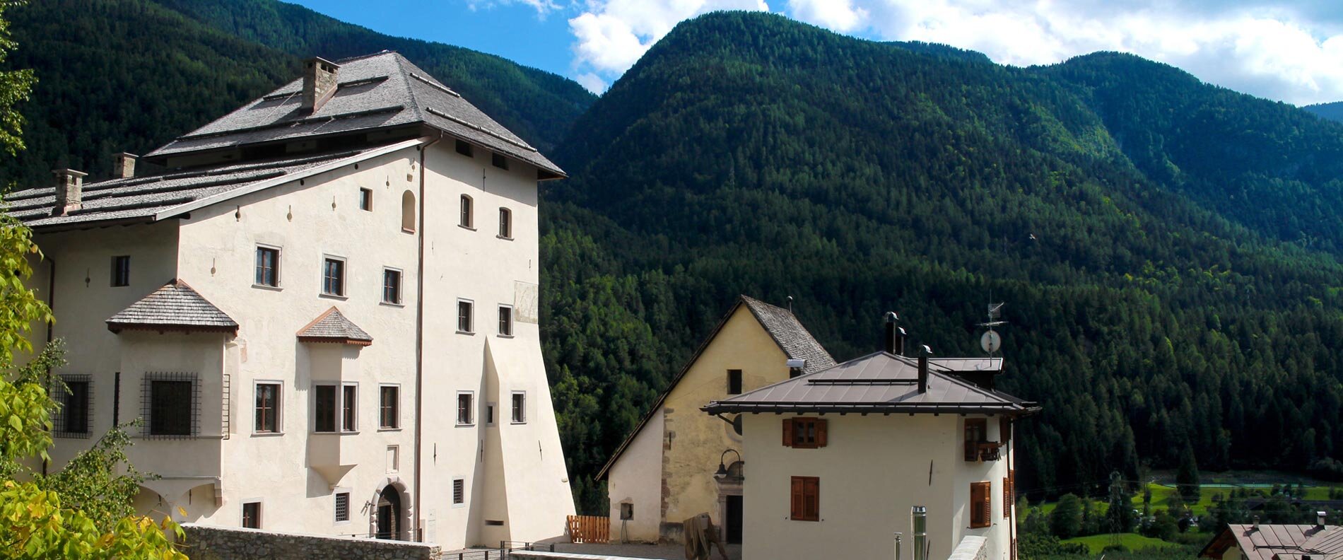 01 Slideshow Castel Caldes